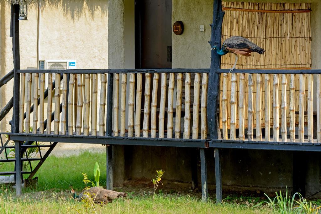 Siddhartha Wildlife Retreat Hotel Meghauli Екстериор снимка