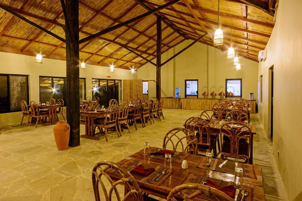 Siddhartha Wildlife Retreat Hotel Meghauli Екстериор снимка